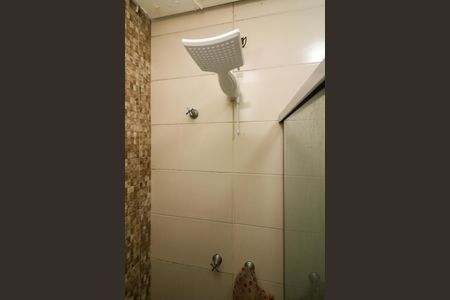 Casa à venda com 200m², 4 quartos e 1 vaga Casa à venda com 200m², 4 quartos e 1 vagaBanheiro da Suíte 4