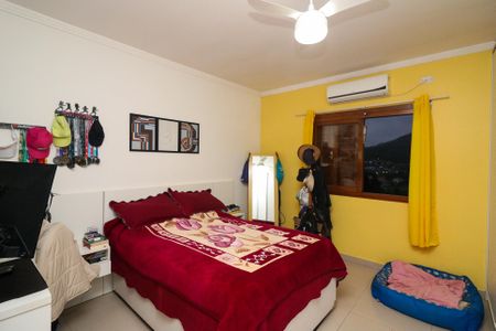 Casa à venda com 200m², 4 quartos e 1 vaga Casa à venda com 200m², 4 quartos e 1 vagaSuíte 3