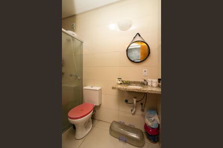 Casa à venda com 200m², 4 quartos e 1 vaga Casa à venda com 200m², 4 quartos e 1 vagaBanheiro da Suíte 1