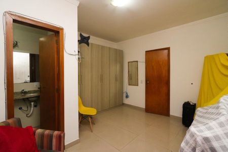 Casa à venda com 200m², 4 quartos e 1 vaga Casa à venda com 200m², 4 quartos e 1 vagaSuíte 4
