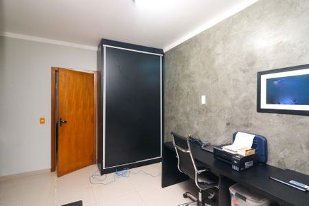 Casa à venda com 200m², 4 quartos e 1 vaga Casa à venda com 200m², 4 quartos e 1 vagaSuíte 1