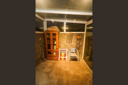 Casa à venda com 200m², 4 quartos e 1 vaga Casa à venda com 200m², 4 quartos e 1 vagaVaranda