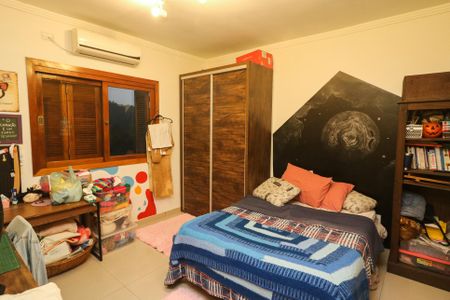 Casa à venda com 200m², 4 quartos e 1 vaga Casa à venda com 200m², 4 quartos e 1 vagaSuíte 2