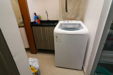 Casa à venda com 200m², 4 quartos e 1 vaga Casa à venda com 200m², 4 quartos e 1 vagaÁrea de Serviço