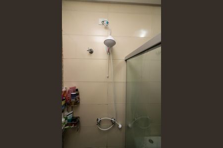 Casa à venda com 200m², 4 quartos e 1 vaga Casa à venda com 200m², 4 quartos e 1 vagaBanheiro da Suíte 1