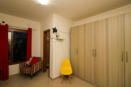 Casa à venda com 200m², 4 quartos e 1 vaga Casa à venda com 200m², 4 quartos e 1 vagaSuíte 4