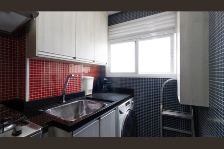 Apartamento à venda com 49m², 2 quartos e 1 vaga Apartamento à venda com 49m², 2 quartos e 1 vagaCozinha e Área de Serviço