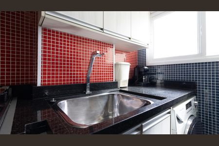 Apartamento à venda com 49m², 2 quartos e 1 vaga Apartamento à venda com 49m², 2 quartos e 1 vagaCozinha e Área de Serviço