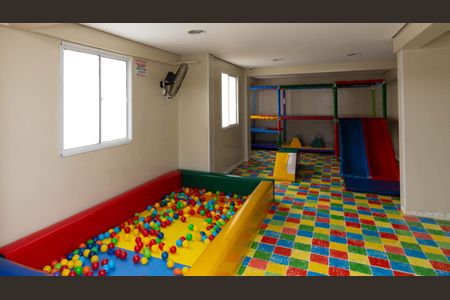 Apartamento à venda com 49m², 2 quartos e 1 vaga Apartamento à venda com 49m², 2 quartos e 1 vagaÁrea comum - Brinquedoteca