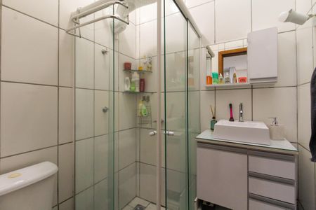 Casa de condomínio à venda com 50m², 2 quartos e 2 vagasBanheiro