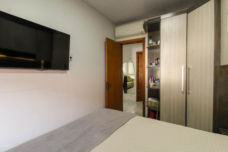 Casa de condomínio à venda com 50m², 2 quartos e 2 vagasQuarto 1