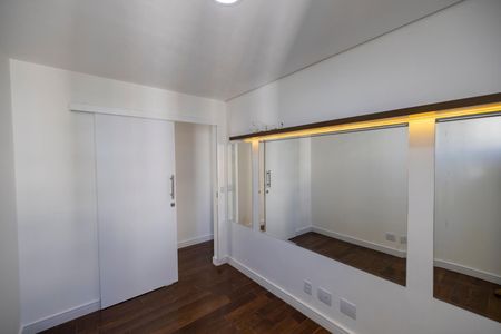 Apartamento para alugar com 58m², 2 quartos e 1 vagaQuarto 1