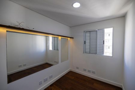 Apartamento para alugar com 58m², 2 quartos e 1 vagaQuarto 1