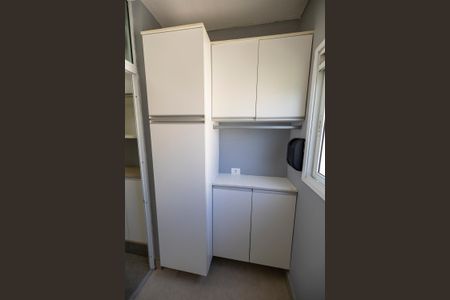 Apartamento para alugar com 58m², 2 quartos e 1 vagaÁrea de Serviço