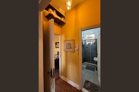 Apartamento à venda com 79m², 2 quartos e 1 vagaBanheiro social