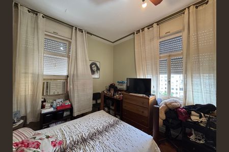 Apartamento à venda com 79m², 2 quartos e 1 vagaQuarto 2