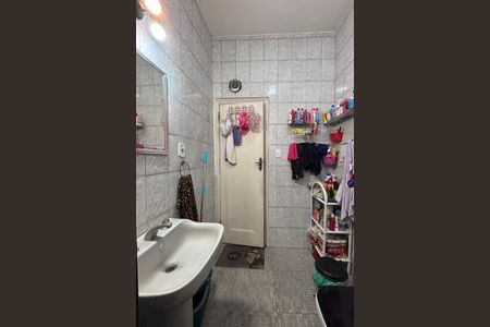 Apartamento à venda com 79m², 2 quartos e 1 vagaBanheiro social