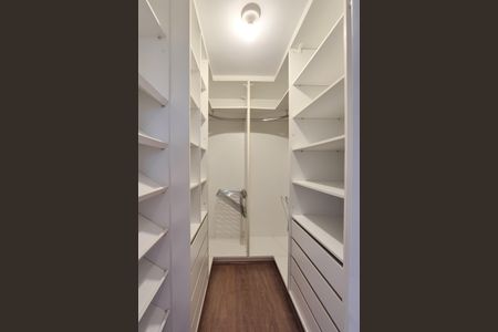 Apartamento para alugar com 175m², 4 quartos e 2 vagasCloset - Quarto 1