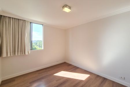 Apartamento para alugar com 175m², 4 quartos e 2 vagasQuarto 3