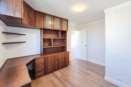 Apartamento para alugar com 175m², 4 quartos e 2 vagasQuarto 4
