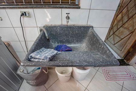 Casa à venda com 350m², 3 quartos e 2 vagas Casa à venda com 350m², 3 quartos e 2 vagasÁrea de serviço