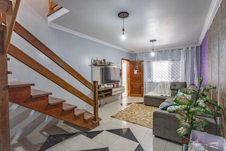 Casa à venda com 350m², 3 quartos e 2 vagas Casa à venda com 350m², 3 quartos e 2 vagasSala