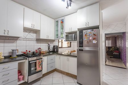 Casa à venda com 350m², 3 quartos e 2 vagas Casa à venda com 350m², 3 quartos e 2 vagasCozinha
