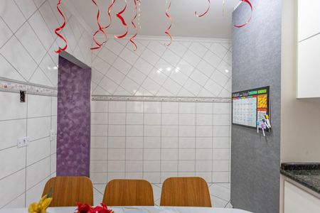 Casa à venda com 350m², 3 quartos e 2 vagas Casa à venda com 350m², 3 quartos e 2 vagasCopa