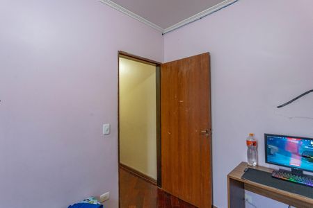 Casa à venda com 350m², 3 quartos e 2 vagas Casa à venda com 350m², 3 quartos e 2 vagasQuarto 1