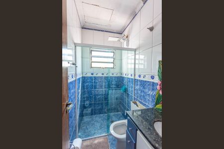 Casa à venda com 350m², 3 quartos e 2 vagas Casa à venda com 350m², 3 quartos e 2 vagasBanheiro social