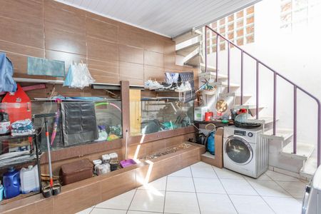 Casa à venda com 350m², 3 quartos e 2 vagas Casa à venda com 350m², 3 quartos e 2 vagasÁrea de serviço