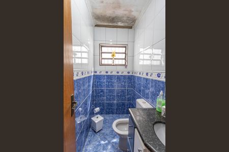 Casa à venda com 350m², 3 quartos e 2 vagas Casa à venda com 350m², 3 quartos e 2 vagasBanheiro social 2