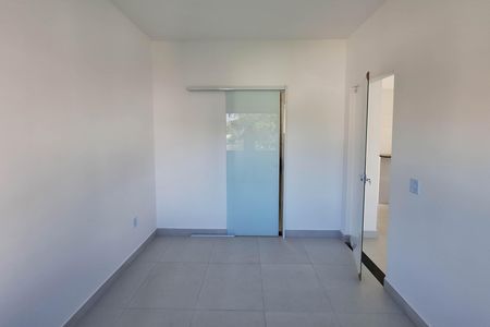 Casa de condomínio para alugar com 60m², 1 quarto e 1 vagaSuíte