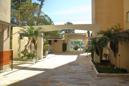 Apartamento à venda com 76m², 3 quartos e 2 vagasEntrada /Portaria