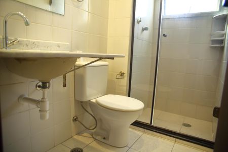 Apartamento à venda com 76m², 3 quartos e 2 vagasBanheiro da Suíte