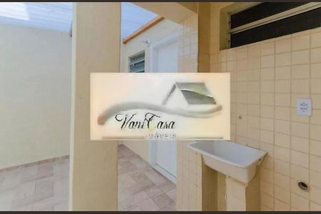 Casa à venda com 80m², 2 quartos e sem vaga