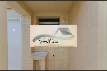 Casa à venda com 80m², 2 quartos e sem vaga