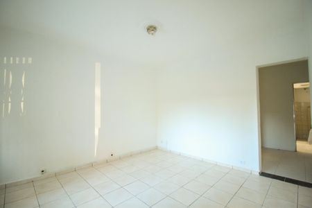 Casa para alugar com 80m², 2 quartos e sem vagaSala