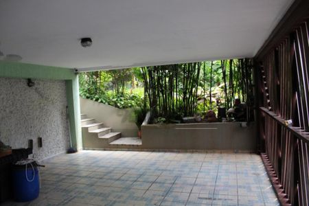 Casa à venda com 262m², 4 quartos e 2 vagas