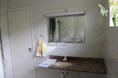 Casa à venda com 4 quartos, 262m² em Vila Moraes, São Paulo