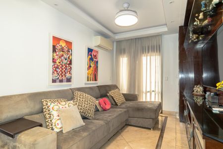 Apartamento para alugar com 225m², 3 quartos e 4 vagasSala