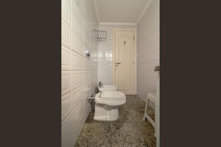 Apartamento para alugar com 225m², 3 quartos e 4 vagasBanheiro da Suíte 3