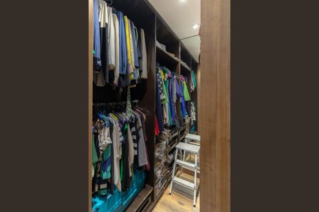 Apartamento para alugar com 225m², 3 quartos e 4 vagasSuíte 1