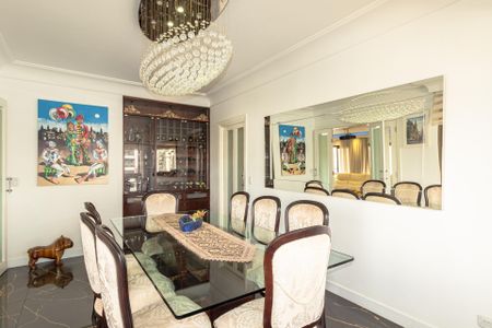 Apartamento para alugar com 225m², 3 quartos e 4 vagasSala de Jantar