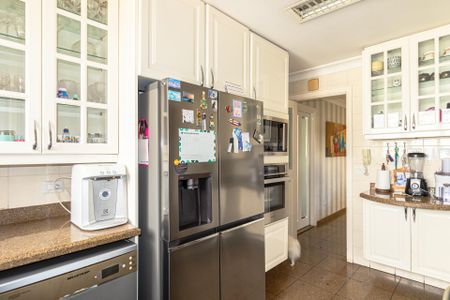 Apartamento para alugar com 225m², 3 quartos e 4 vagasCozinha