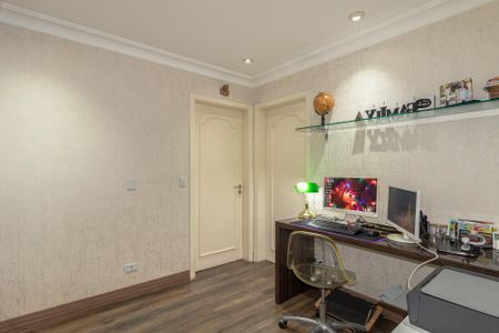 Apartamento para alugar com 225m², 3 quartos e 4 vagasEscritório