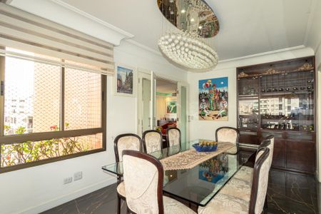 Apartamento para alugar com 225m², 3 quartos e 4 vagasSala de Jantar