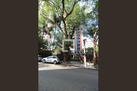 Apartamento para alugar com 225m², 3 quartos e 4 vagasFachada