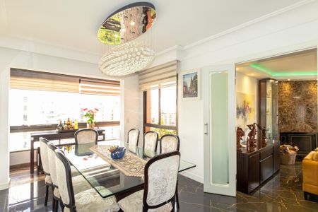 Apartamento para alugar com 225m², 3 quartos e 4 vagasSala de Jantar