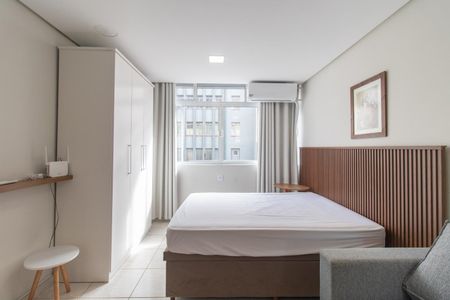 Apartamento para alugar com 23m², 1 quarto e sem vagaSala/Quarto